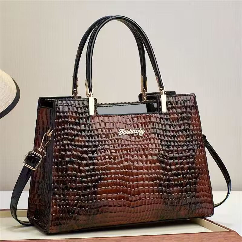 Choubery Classic Glam Lovely Lady Messenger Bag