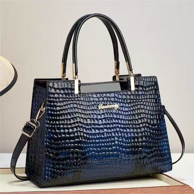Choubery Classic Glam Lovely Lady Messenger Bag