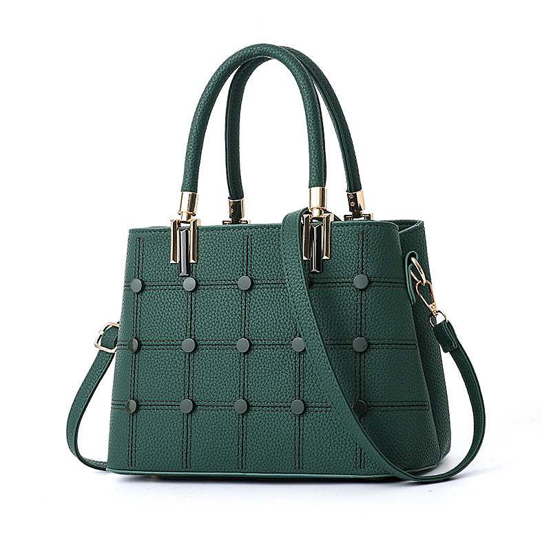 Choubery Classic Going Out Button Purse