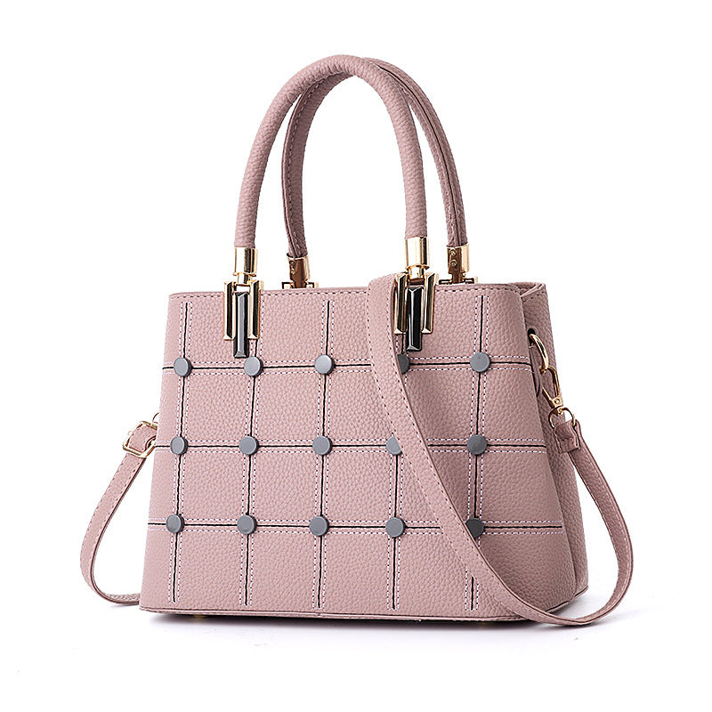 Choubery Classic Going Out Button Purse