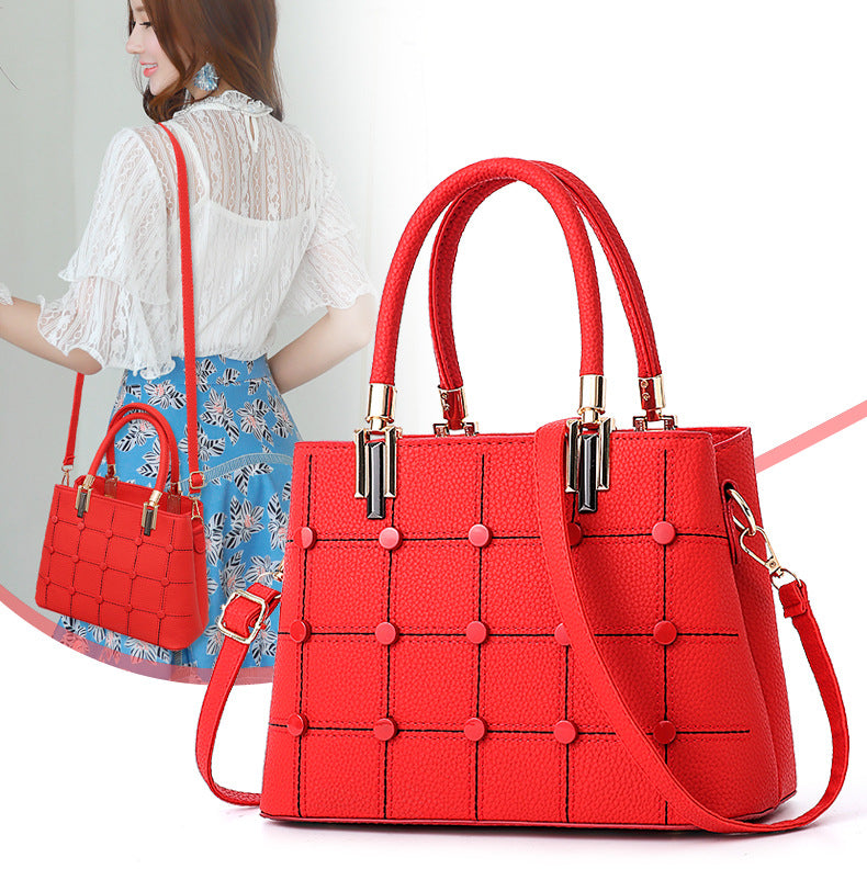 Choubery Classic Going Out Button Purse