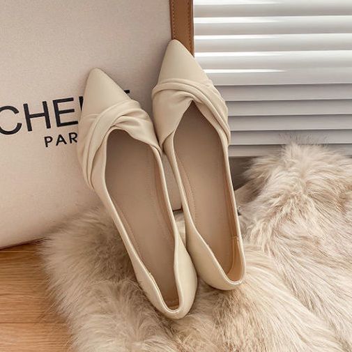 Choubery Classic Glam Pointy Flats